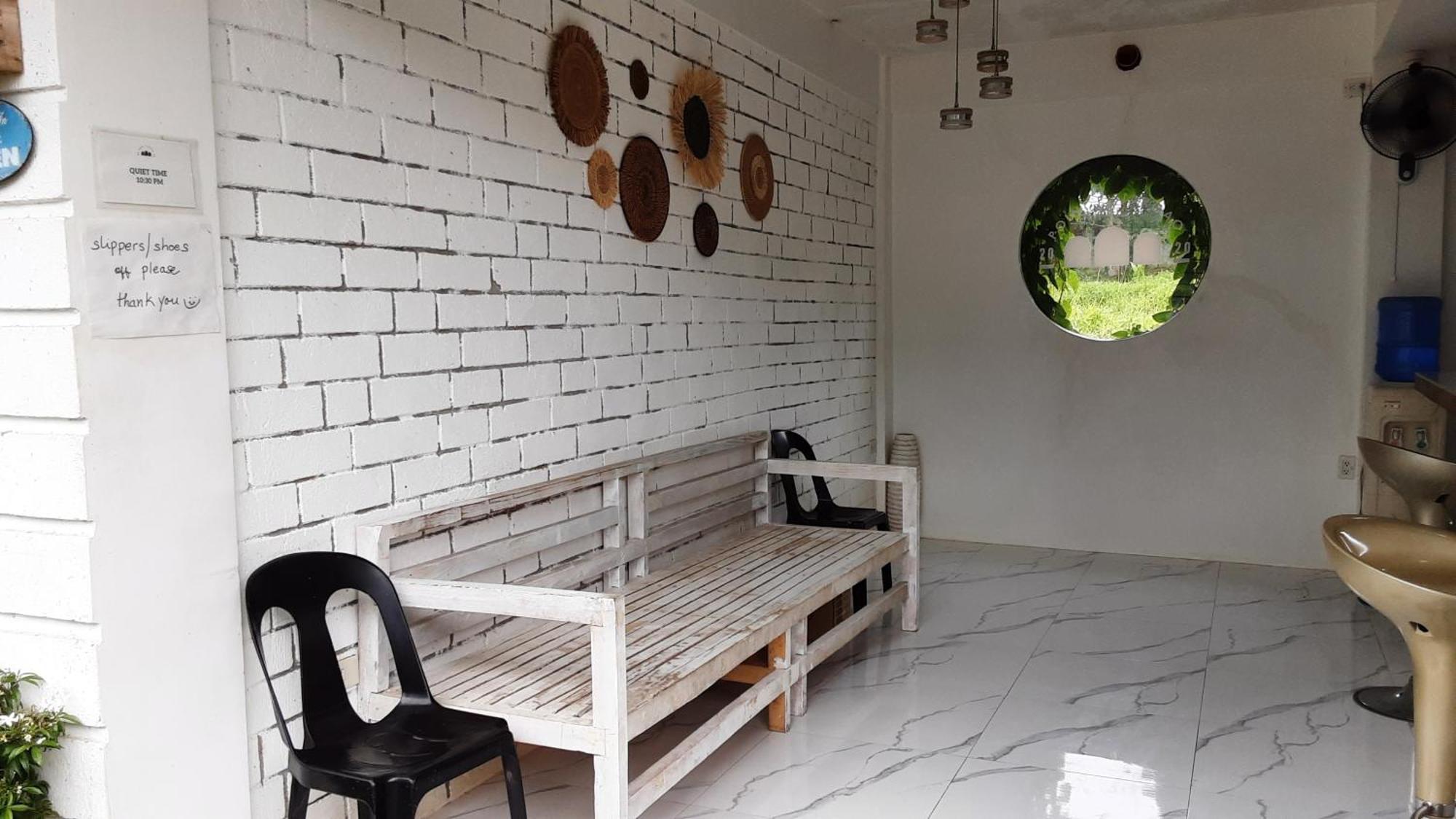 Appartement Point F Siargao à Catangnan Extérieur photo