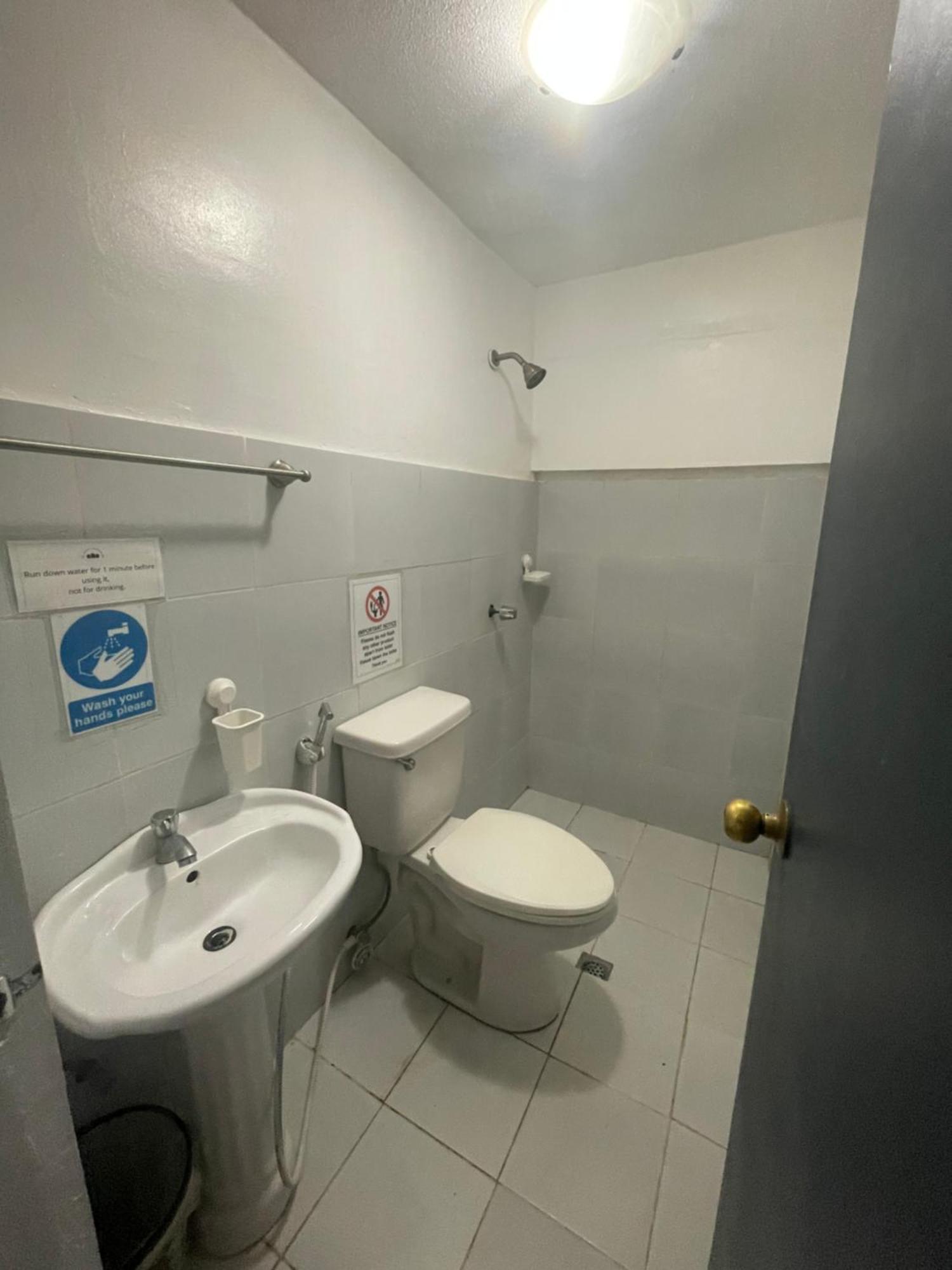 Appartement Point F Siargao à Catangnan Extérieur photo