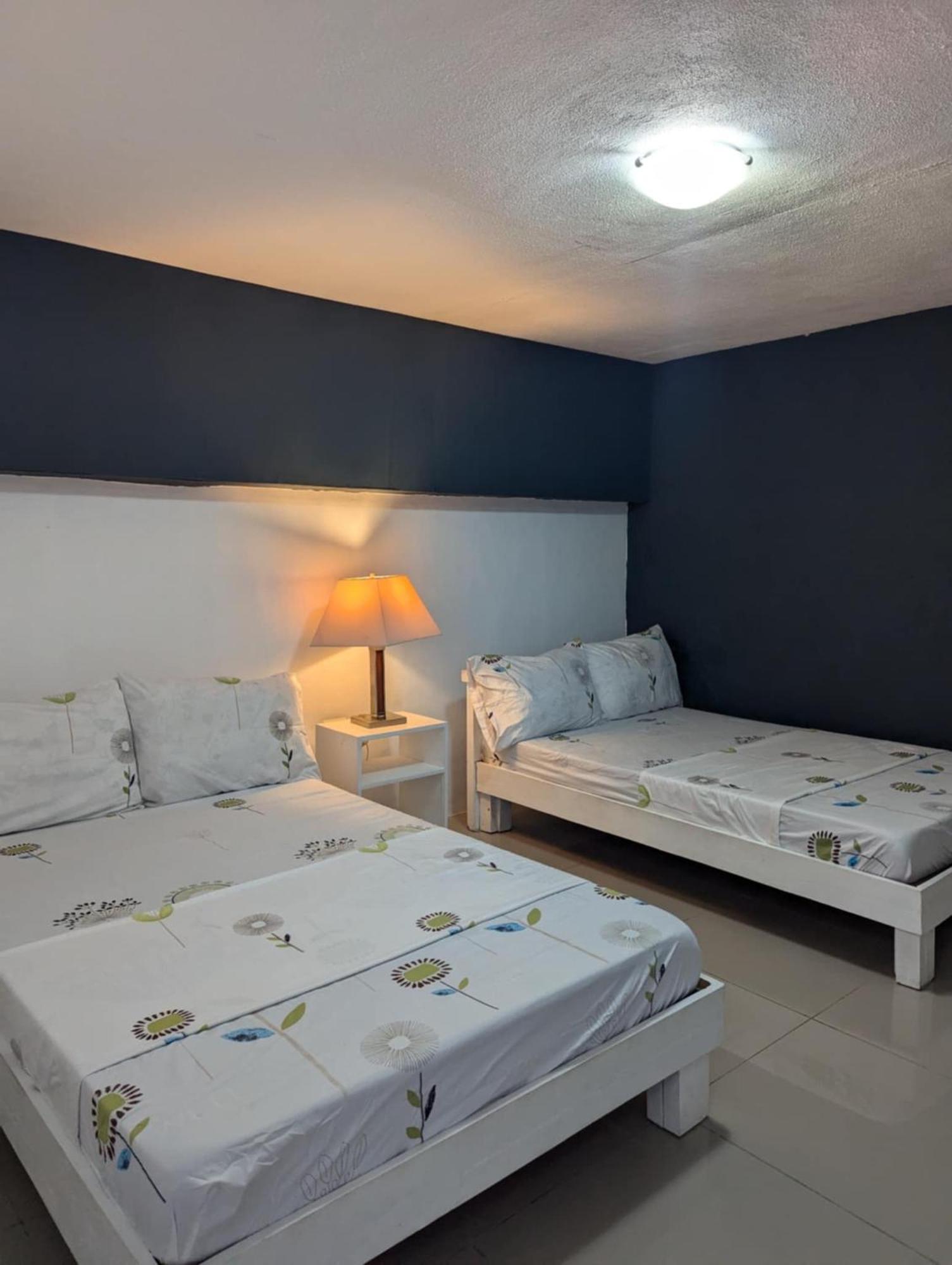 Appartement Point F Siargao à Catangnan Extérieur photo